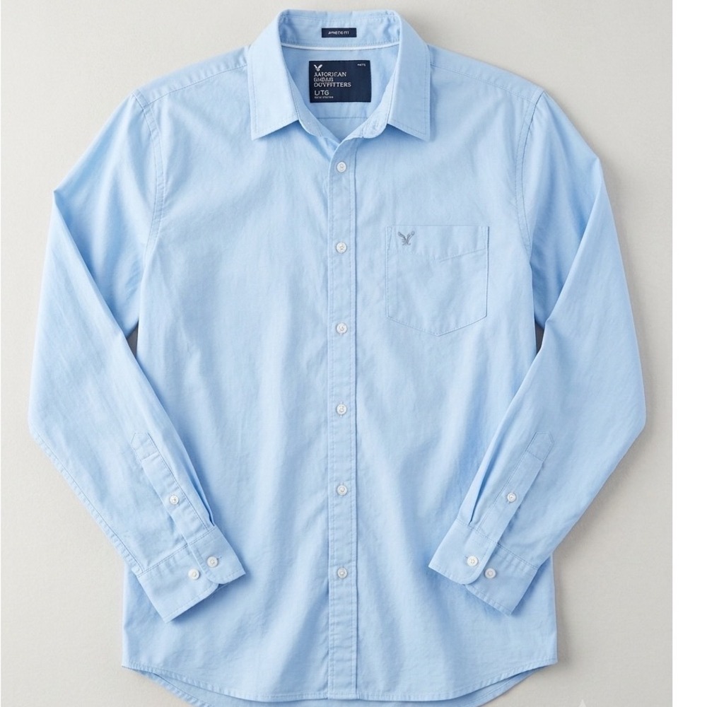American Eagle Outfitters Mens XL Athletic Fit Light Blue Cotton Button Down